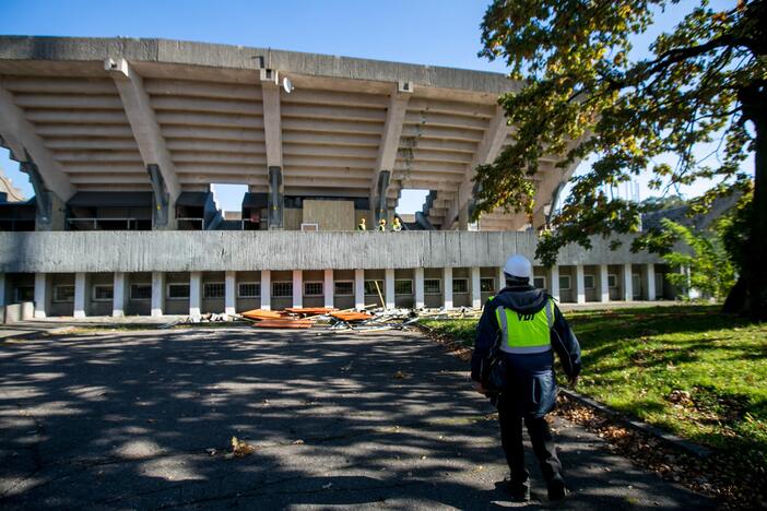 Darbo inspekcijos vizitas rekonstruojamame Kauno stadione