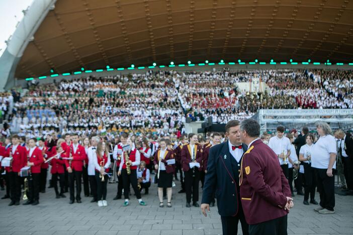 Vingio parke – šimtmečio Dainų šventės finalas 