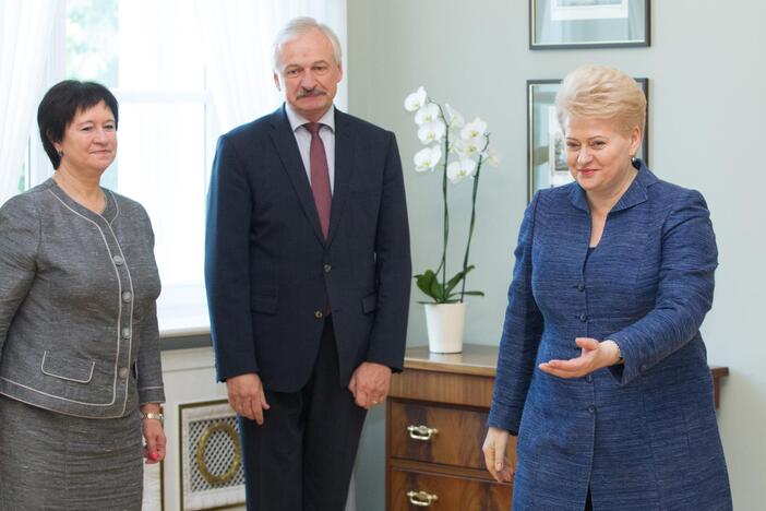 V.Baltraitienė, E.Gustas ir D.Grybauskaitė