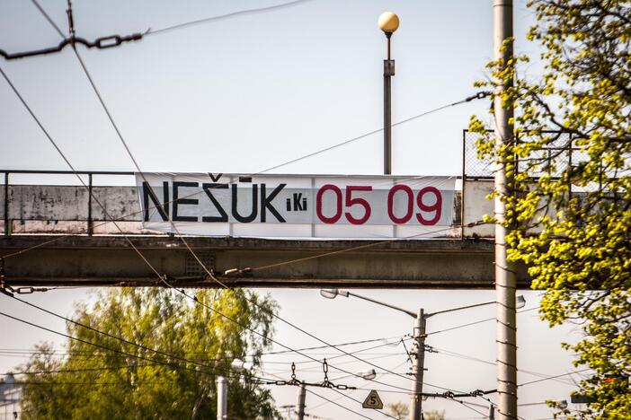 Neįminta "Nežūk iki 05 09" paslaptis