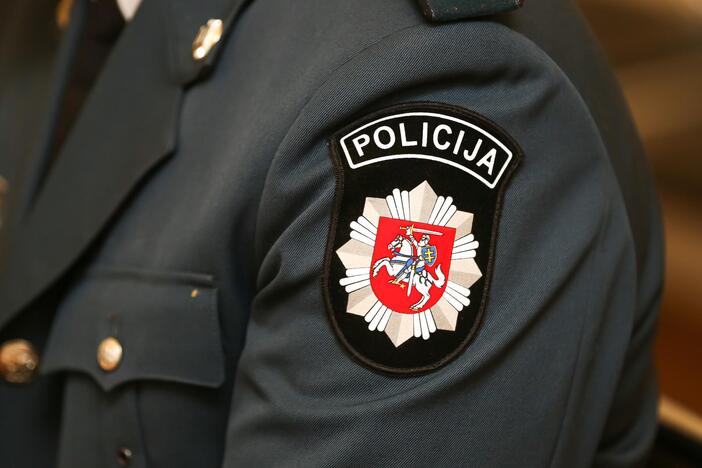 Kaune nežinomas asmuo policijai atnešė šovinių