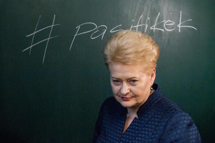 D. Grybauskaitė ir J. Valančiūnas atidarė paauglių dienos namus