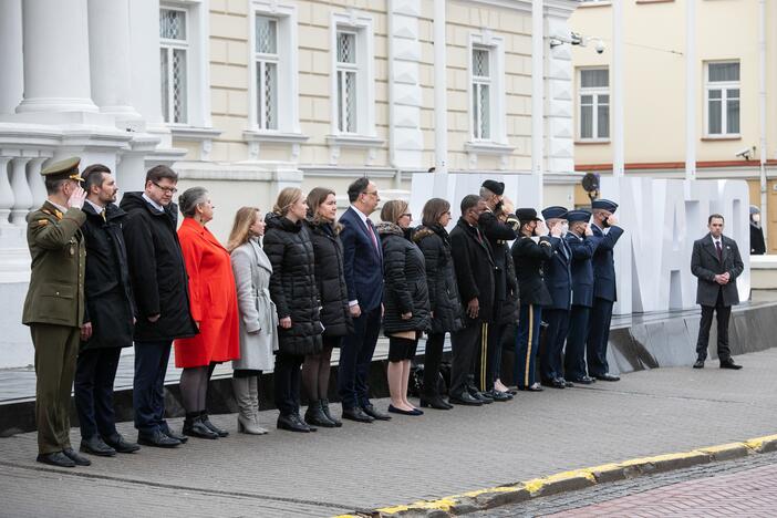 Oficiali JAV gynybos sekretoriaus pasitikimo ceremonija