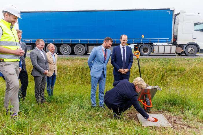 Pradedamas tiesti vienas ilgiausių automagistralės „Via Baltica“ ruožų