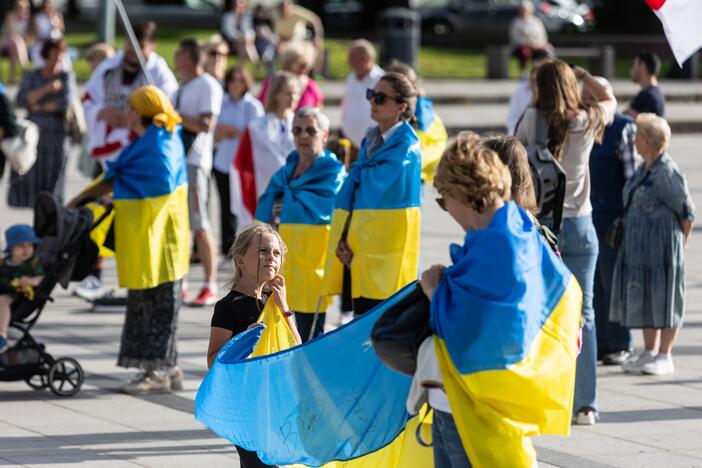 16-asis Pirmadienio mitingas už Ukrainą