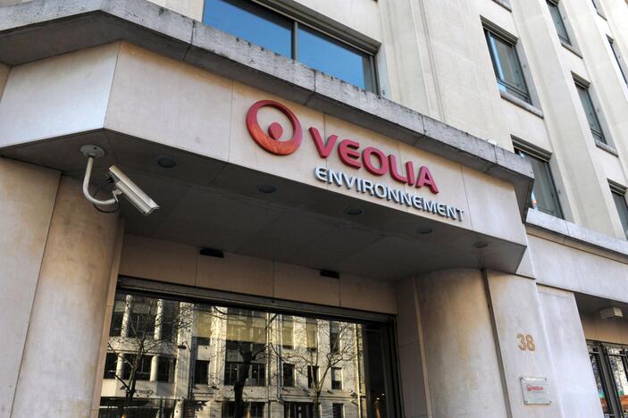 Prancūzijos „Veolia“ kol kas neatskleidžia, ar traukiasi iš Lietuvos