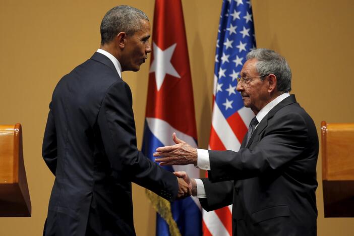 Barackas Obama ir Raulis Castro