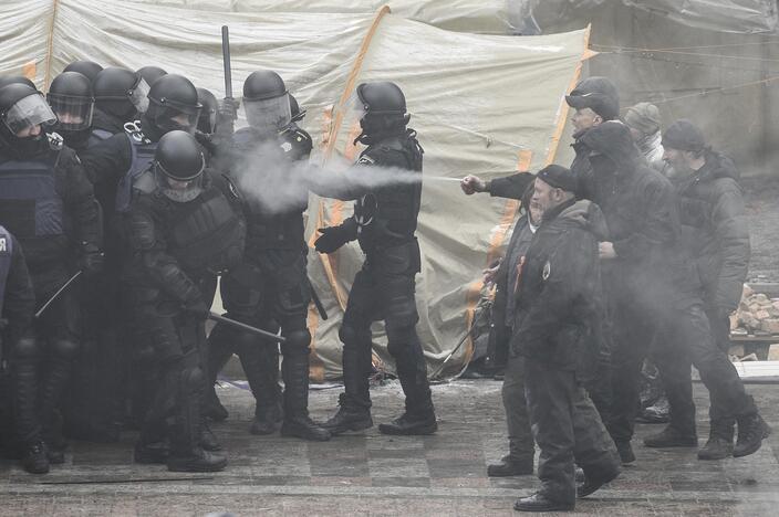 Riaušės prie Ukrainos parlamento