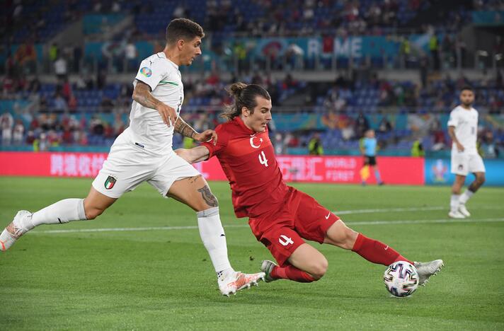 Europos futbolo čempionatas: Turkija – Italija 0:3