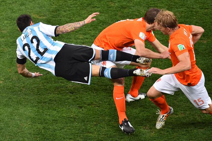 Pasaulio futbolo čempionato pusfinalis: Olandija - Argentina