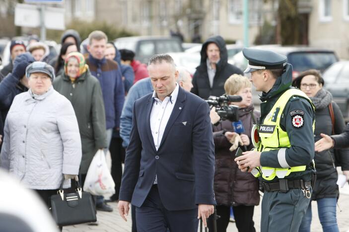 I. Strazdauskaitės laidotuvės