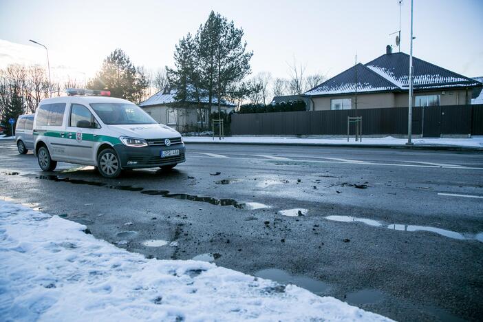 Dviejų automobilių avarija Veiverių gatvėje