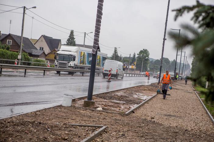 Tvarkomas kelias į Kauno oro uostą