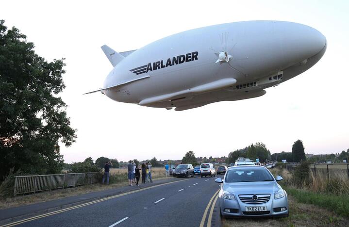 Didžiausias pasaulyje orlaivis „Airlander 10“