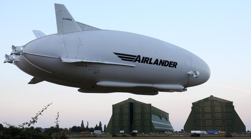 Didžiausias pasaulyje orlaivis „Airlander 10“