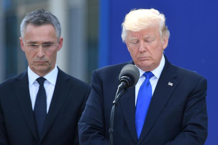 D. Trumpo ir NATO šalių vadovų susitikimas