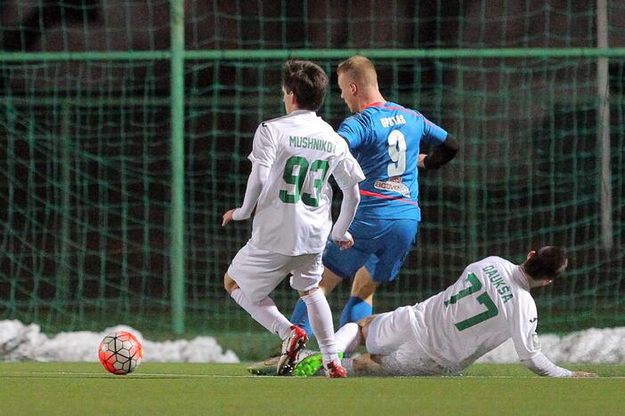 Lietuvos futbolo A lyga: „Kauno Žalgiris“– Kauno „Stumbras“ 1:2.