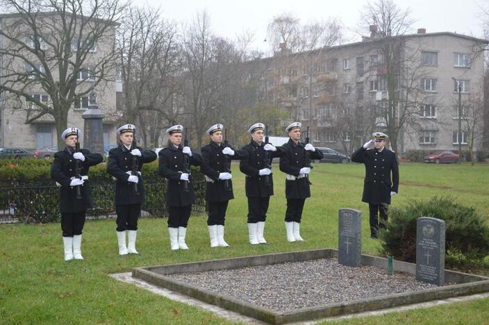 Karių pagerbimas Klaipėdos Vitės kapinėse