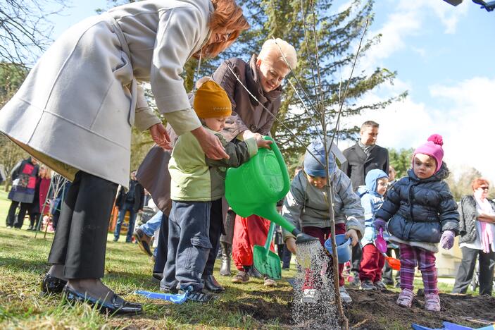 Prezidentė lankėsi Vilniaus kūdikių namuose