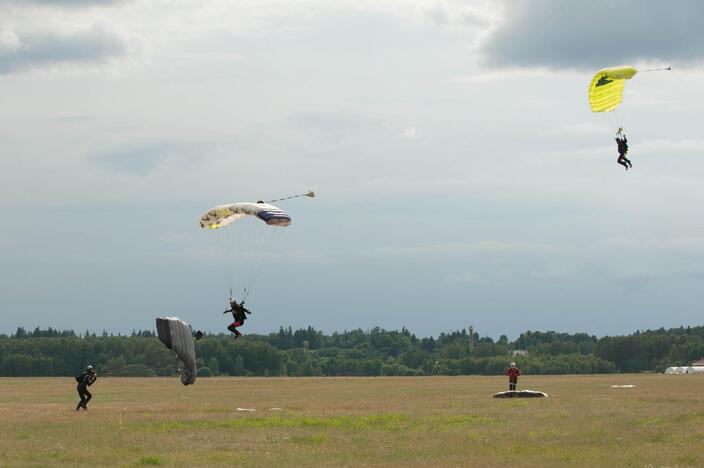 Aviacijos šventė Pociūnuose