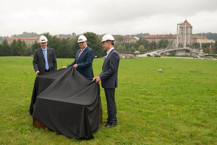 Verslo centro „Magnum“ statybų pradžia