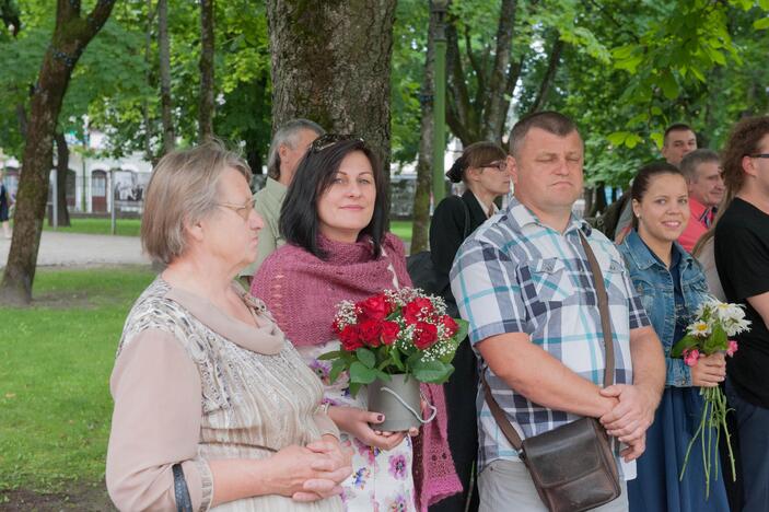 Prisiekė nauja karininkų laida