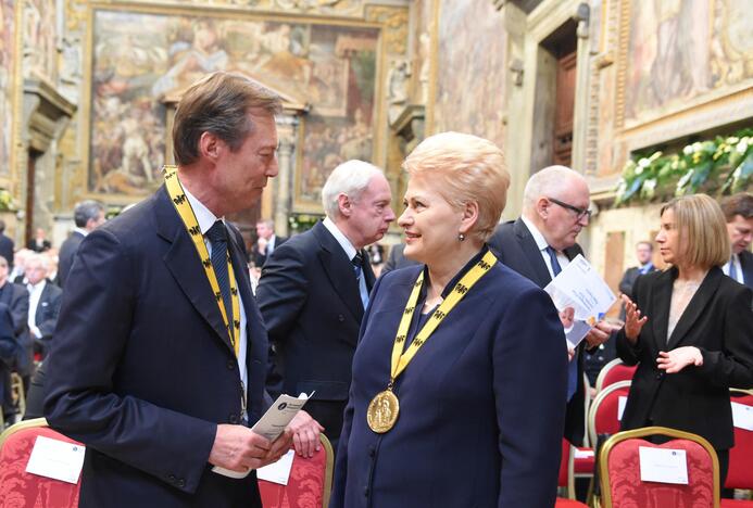 D. Grybauskaitė dalyvavo popiežiaus apdovanojimo ceremonijoje