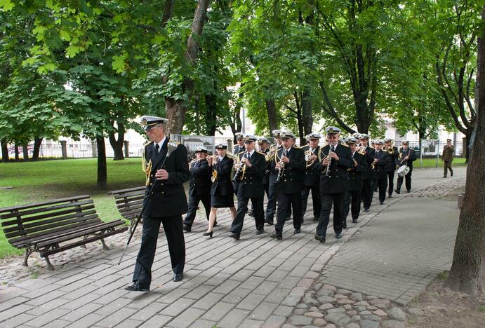 Prisiekė nauja karininkų laida