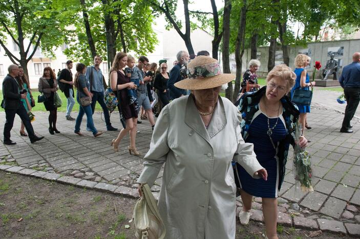 Prisiekė nauja karininkų laida