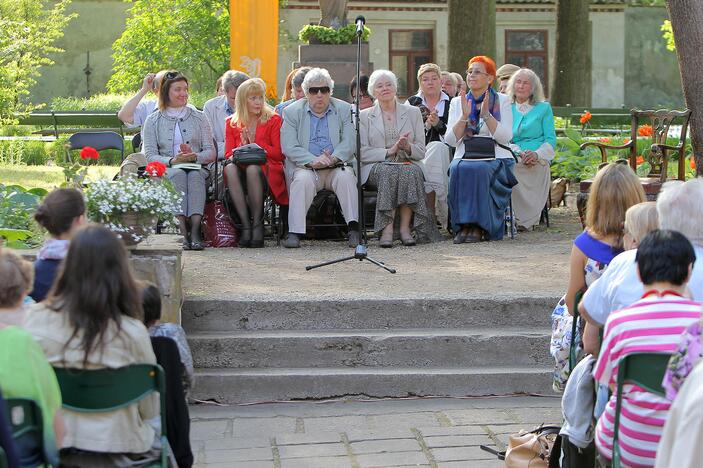 „Poezijos pavasario 2016“ apdovanojimai