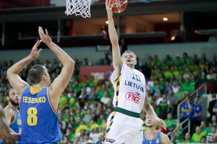 Europos krepšinio čempionatas: Lietuva - Ukraina 69:68