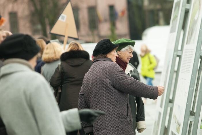 Atidaryta Lukiškių aikštė