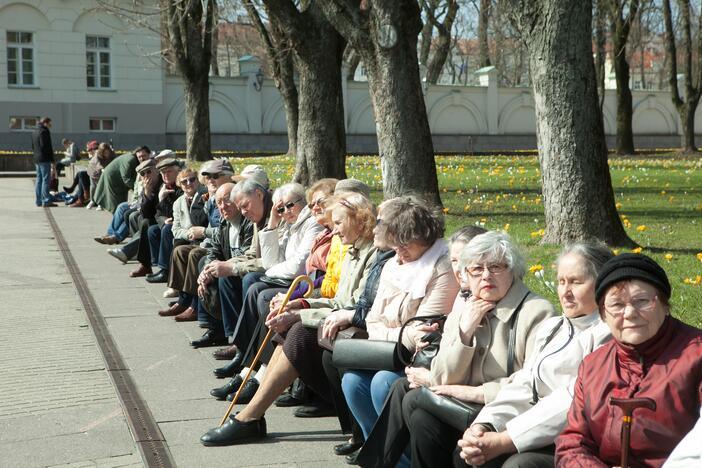 Pensininkų mitingas prie Prezidentūros