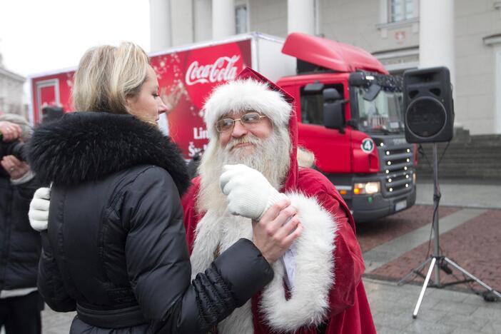 Kelionę pradėjo Kalėdų karavanas