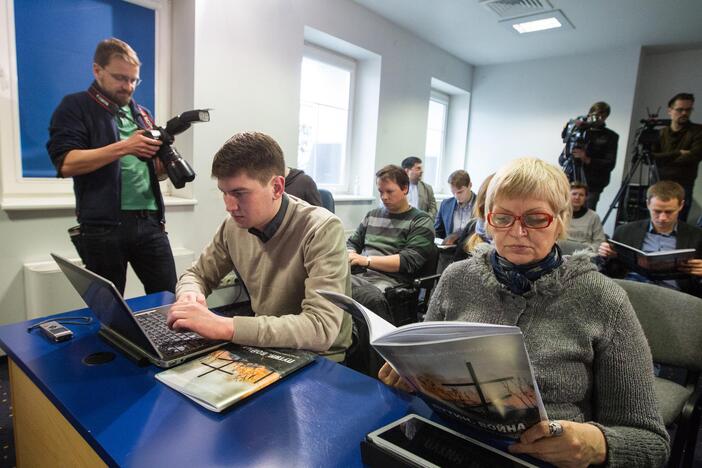 B. Nemcovo bendražygiai pristatė ataskaitą „Putinas. Karas“