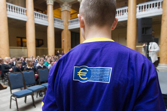 Edukacinio žaidimo apie eurą „Euro Run“ finalas