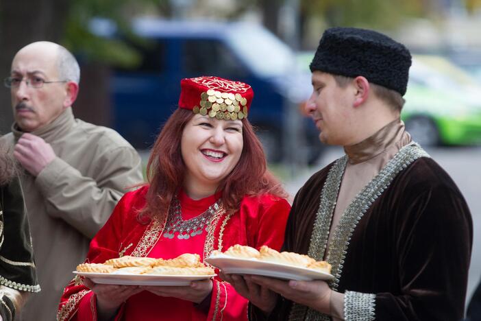 Karaimų gatvėje – meninis akcentas karaimų kalba