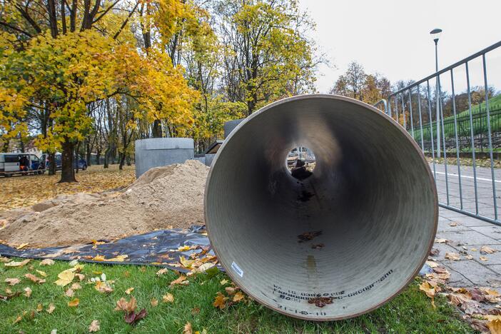 Ant Trijų Kryžių kalno atsivėrė plyšys