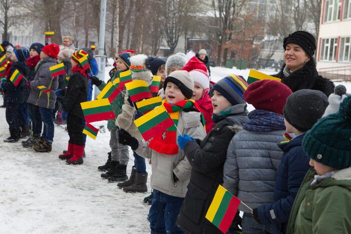 Vaikų rankų tiltas Lietuvai