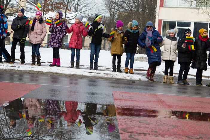 Vaikų rankų tiltas Lietuvai