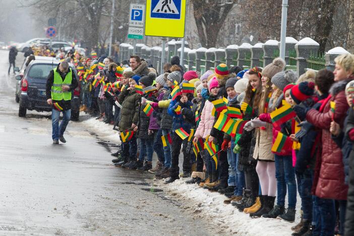 Vaikų rankų tiltas Lietuvai