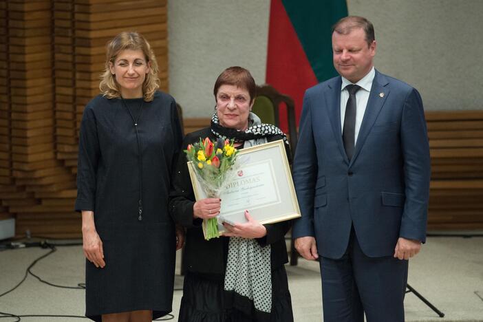 Vyriausybėje įteiktos kultūros ir meno premijos