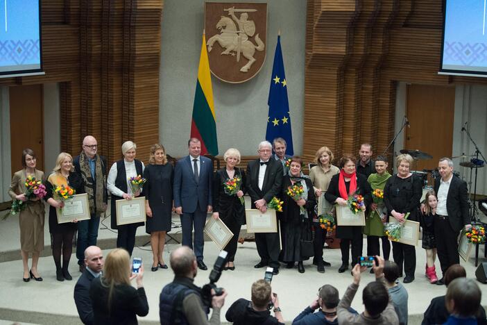 Vyriausybėje įteiktos kultūros ir meno premijos