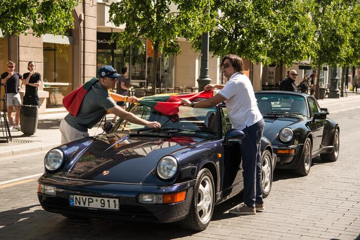 Vilniuje rinkosi „Porsche“ gerbėjai