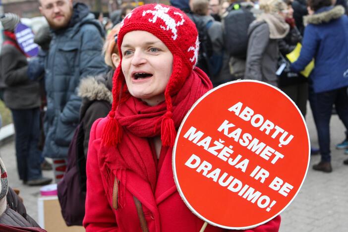 Mitingas prieš abortų draudimą