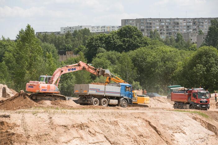 Vakarinio aplinkkelio darbai juda į priekį