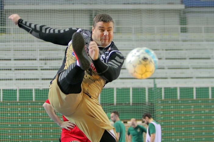 Salės futbolas: BC „Kažkur matyti“ – FK „Vytis“