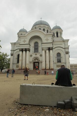 Įgulos bažnyčia laukia remonto