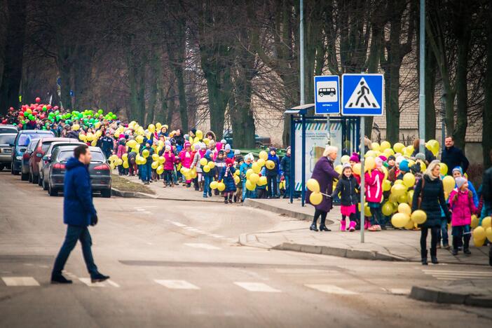 Rekordinio ilgio Lietuvos vėliava iš balionų