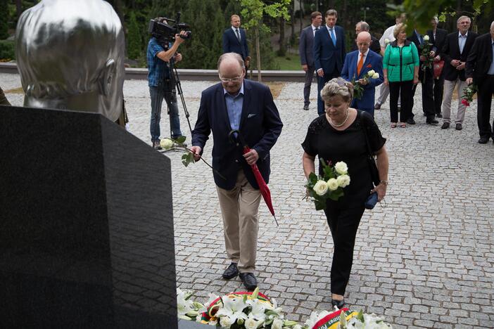 A. M. Brazausko mirties metinių minėjimas